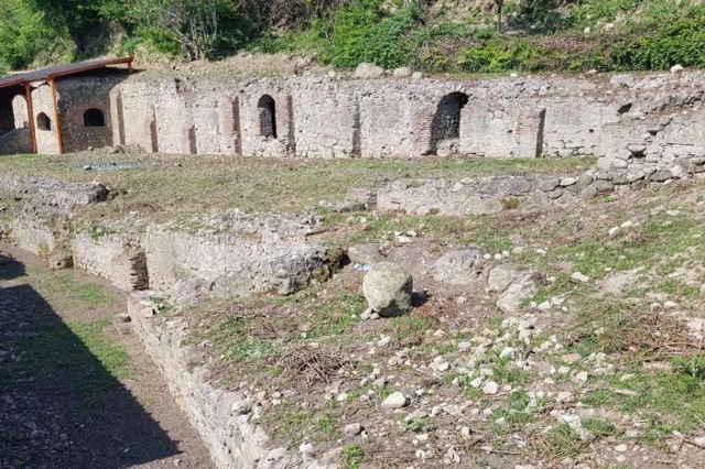 Ad Quintum, the alternative ancient complex to visit