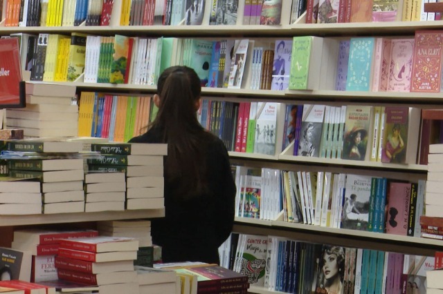 Books Remain the Most Beautiful Gift, Albanian Literature Among the Top Sellers This Holiday Season