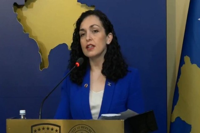 Scandal at Skopje Airport: Attempt to Seize Vjosa Osmani’s Phone, Held for 1 Hour on Plane