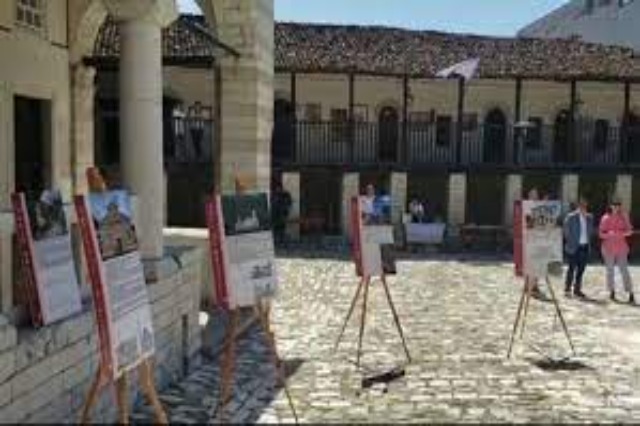 ‘Heritage of Prizren ‘, photo exhibition in Berat! 21 cultural and archeological sites in the medieval center
