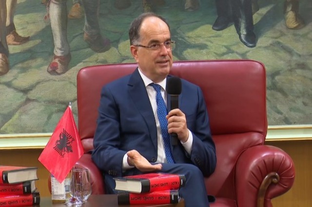 Albanian Alphabet Day Celebrated as a Symbol of National Unity