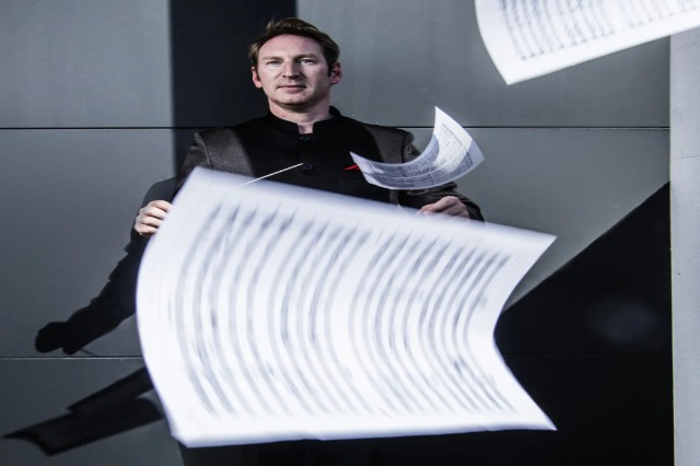 Well-known conductor Aurélien Azan Zielinski takes over the direction of the Albanian Radio and Television Symphony Orchestra