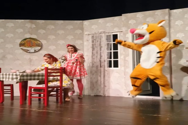 New Year, New Shows: National Experimental Theatre Opens Season with Revived Productions