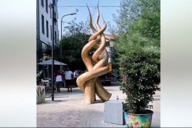 Another artistic work added in the capital, Mayor Veliaj says it’s nice to see art flourish in every corner of Tirana