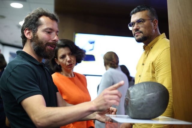 “Heavy stone in its place” exhibition opened by the Lebanese-Belgian Samer  Harb (Eliot) at Europe House