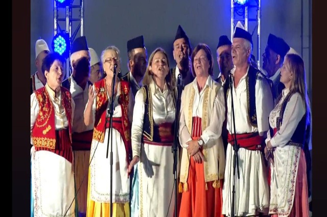 Polyphonic song festival/  First prize awarded to Piluri folk group