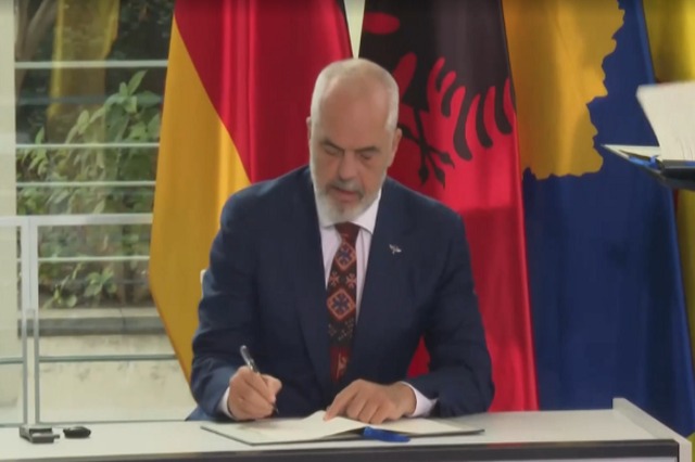 “Berlin Process”, Western Balkan leaders sign 3 agreements