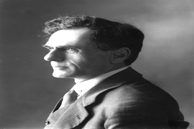 In memoriam of Mid’hat Frashëri, a prominent political and state figure