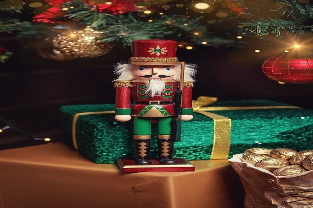 Festive Performances: Opera, Ballet, and Carol Concerts at TKOB