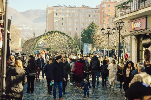 Korça is overcrowded at the Year End