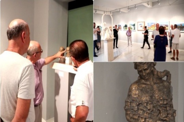 “Three Musketeers”, open exhibition in the Art Gallery of Berat exhibiting 50 works in painting and sculpture