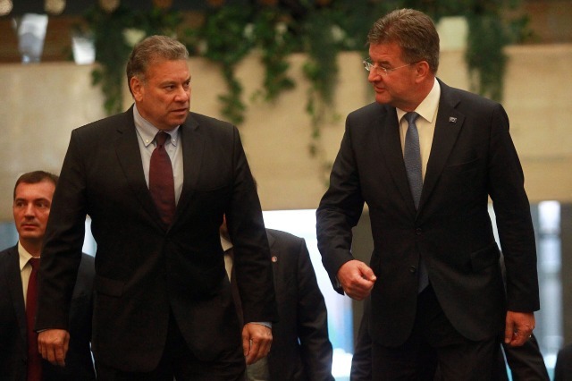 The crisis in the north, Escobar and Lajcak in the US in search of a solution for the resumption of the Kosova-Serbia dialogue
