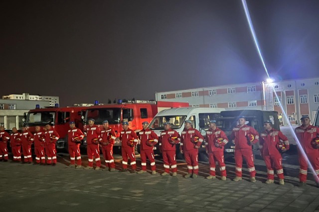 Greece accepts Albania’s help, firefighters and vehicles from the Armed Forces leave to extinguish the fires in the neighboring country