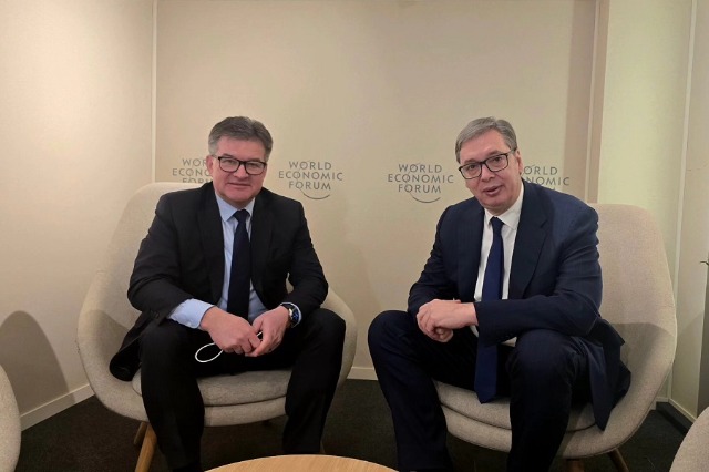 Lajčák and Vučić Discuss Future of Kosovo-Serbia Dialogue