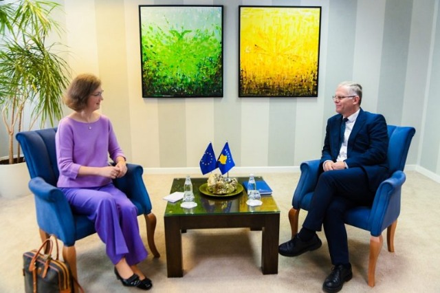 Kosova’s Path to Integration: Bislimi Meets Senior EU Official