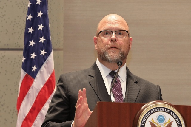 Hovenier: The US is ready to advise Kosova on the Association’s statute