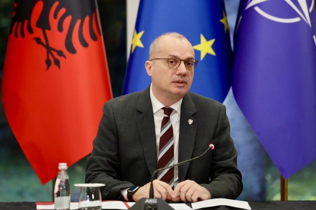 Foreign Minister Igli Hasani kicks off his tour in the region from Kosovo, the agenda is revealed