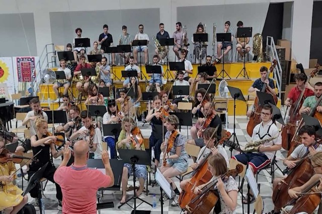 65 musicians from 15 European countries concert in Durrës! Concert with classical music in the Amphitheater of Durrës