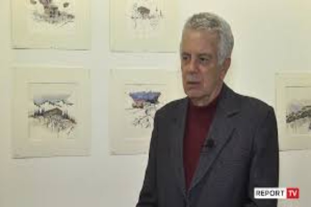 Architect Maksim Mitrojorgji opens the exhibition “Folk Architecture in Watercolor” at the National Historical Museum
