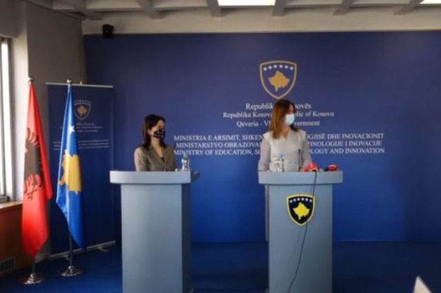 The agreement for the joint Albania-Kosovo primer signed