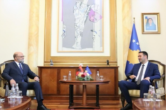 Albanian ambassador met the Speaker of the Assembly of Kosova