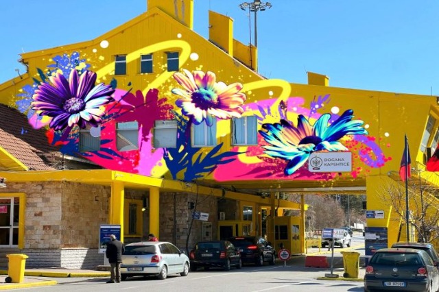Polish artist, murals at the Kapshtica and Qafë Thanë border crossings