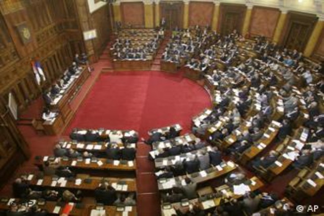 The Assembly of Serbia approves the report on the dialogue with Kosovo