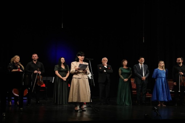 Ali Asllani’s Legacy Celebrated Through Poetry and Music at ‘Petro Marko’ Theater in Vlora