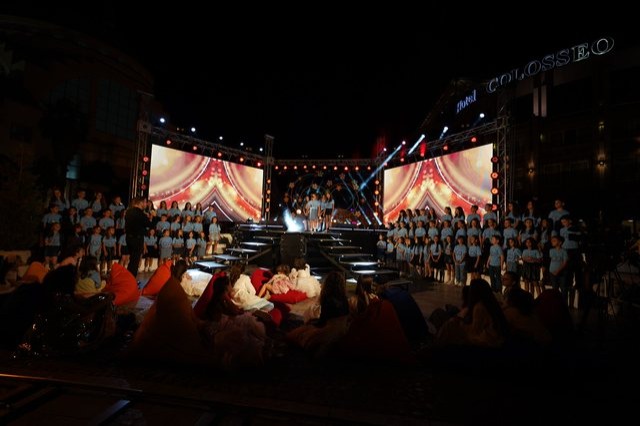 The 60th edition closes / Competition between 20 young artists; The song ‘Festival calls us’ grabs the first prize!
