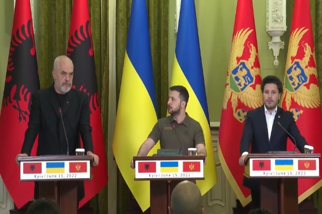 Kiev / Rama: We will reconstruct a block of flats in Irpin! Zelensky: We are not rivals on the road to the EU