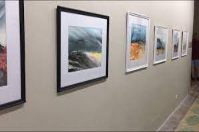 ‘Amplitude ‘exhibition by Mand Xhika with 30 paintings, meditation and surrealism from Ireland to Pogradec