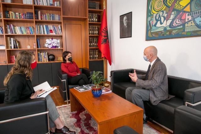 Minister of Education Kushi to Israeli ambassador : Proud that our students study the hospitable values of Albanians in sheltering Jews