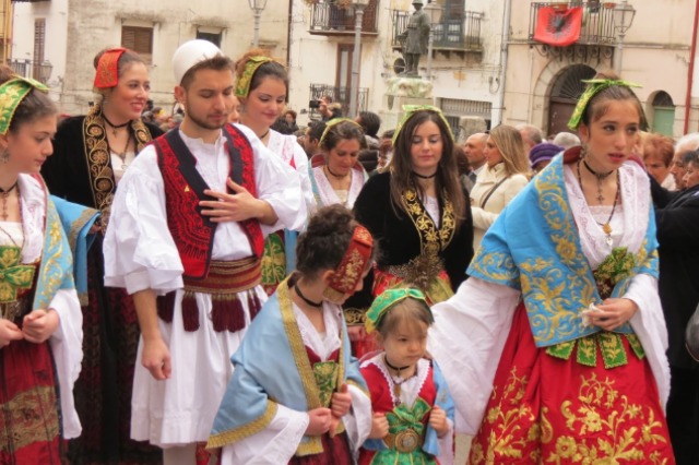 Celebrating Arbëresh Culture: QSPA Opens Entries for Its 2025 Poetry Contest