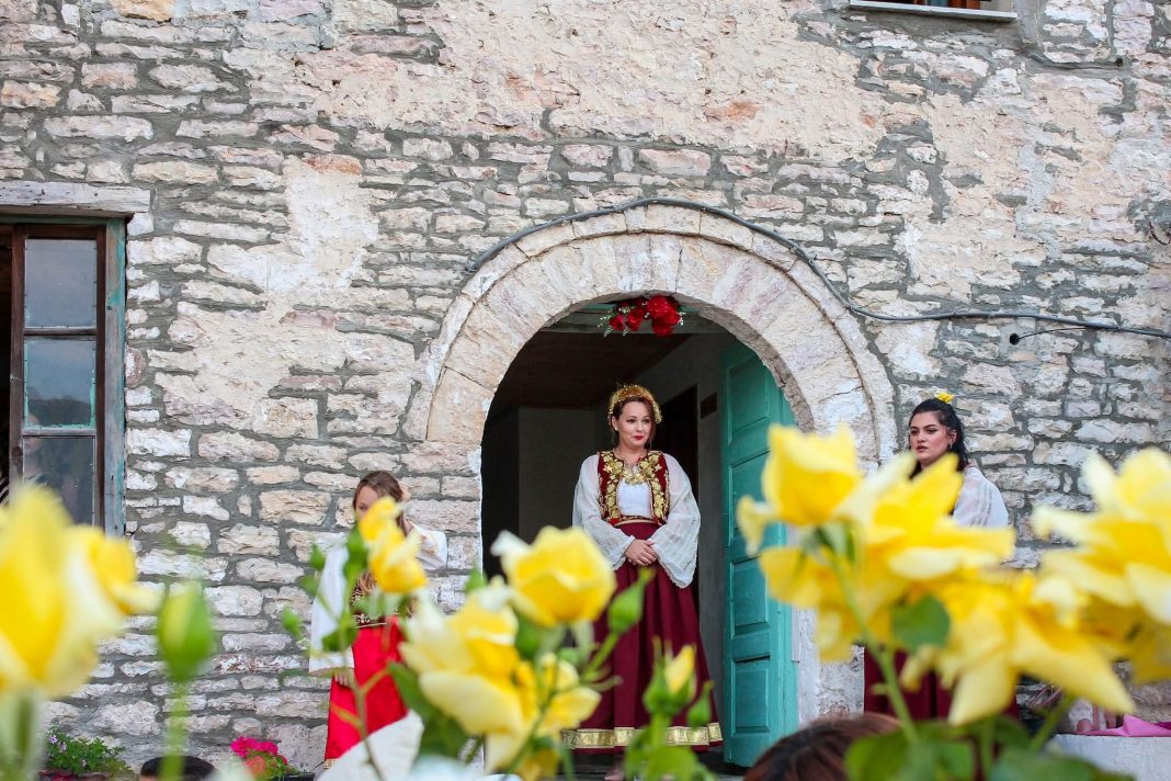 Minister Kumbaro Celebrates Heritage with Locals and Tourists