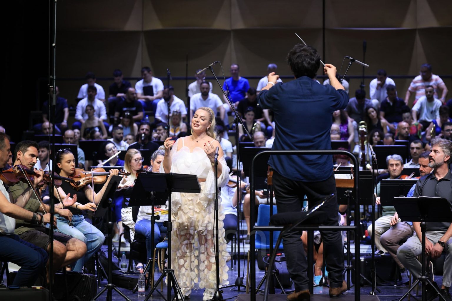 Carl Orff’s Masterpiece Revives the Stage of the National Opera