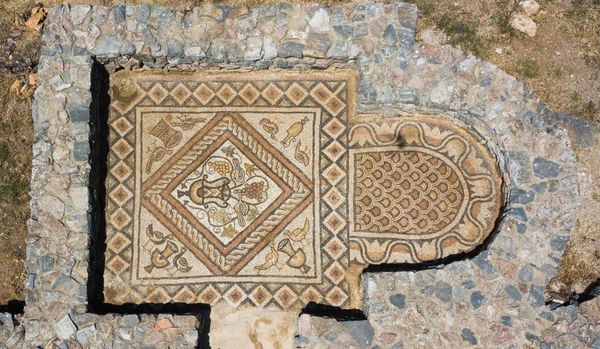 National Heritage Institute Showcases Ancient Mosaic in Lin
