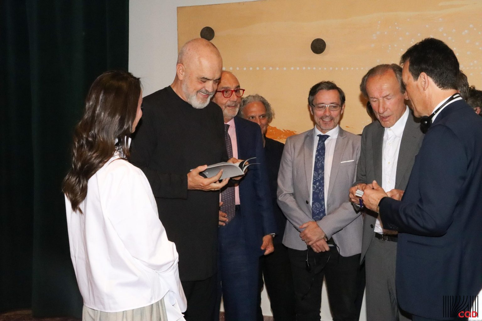 Prime Minister and Diplomats Attend COD Exhibition Opening