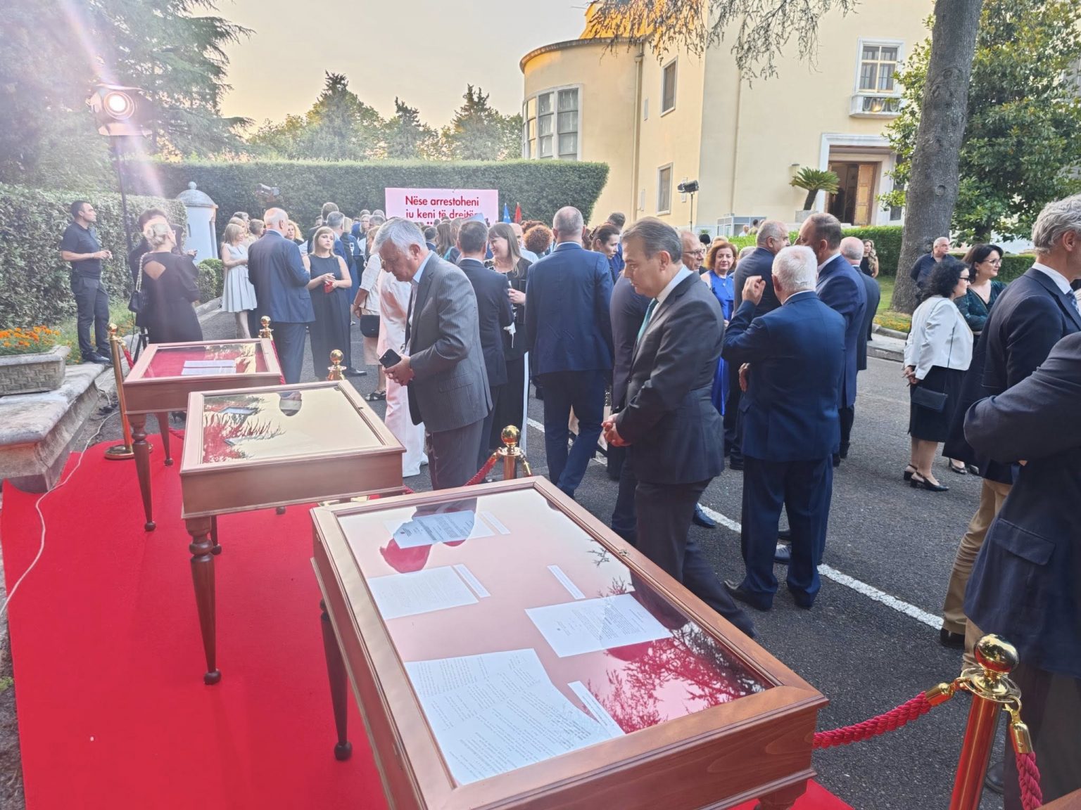 General Directorate of Archives Honors Human Rights History