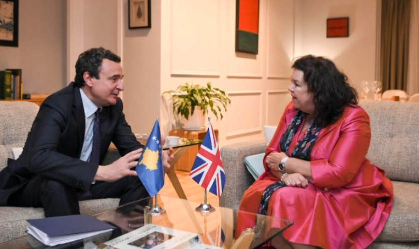 Kosova’s Acting PM Kurti and UK Envoy Discuss Diploma Recognition and Bilateral Cooperation