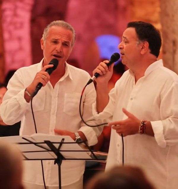 Serenades and Sea Breeze Create Unforgettable Night in Porto Palermo