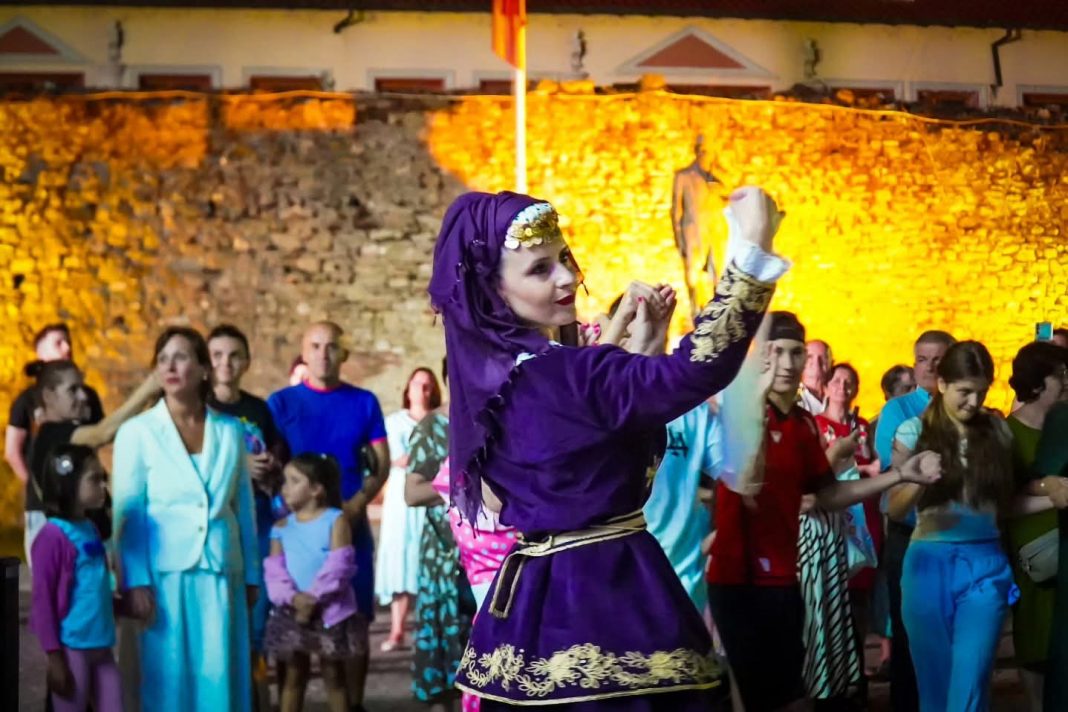 Elbasan Welcomes August with Music, Dance, and Cultural Pride