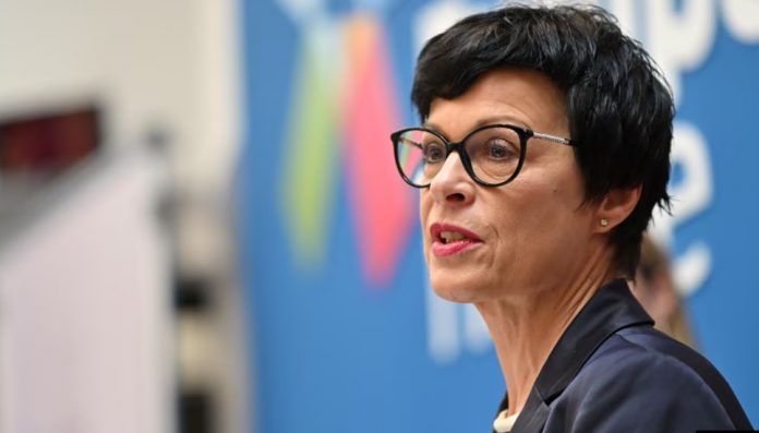 Kos: New Kosovo Government Needed to Boost EU Dialogue