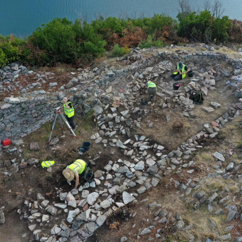 The Albanian-French project uncovered a new fortification in the medieval city of Sarda in Vau Deja