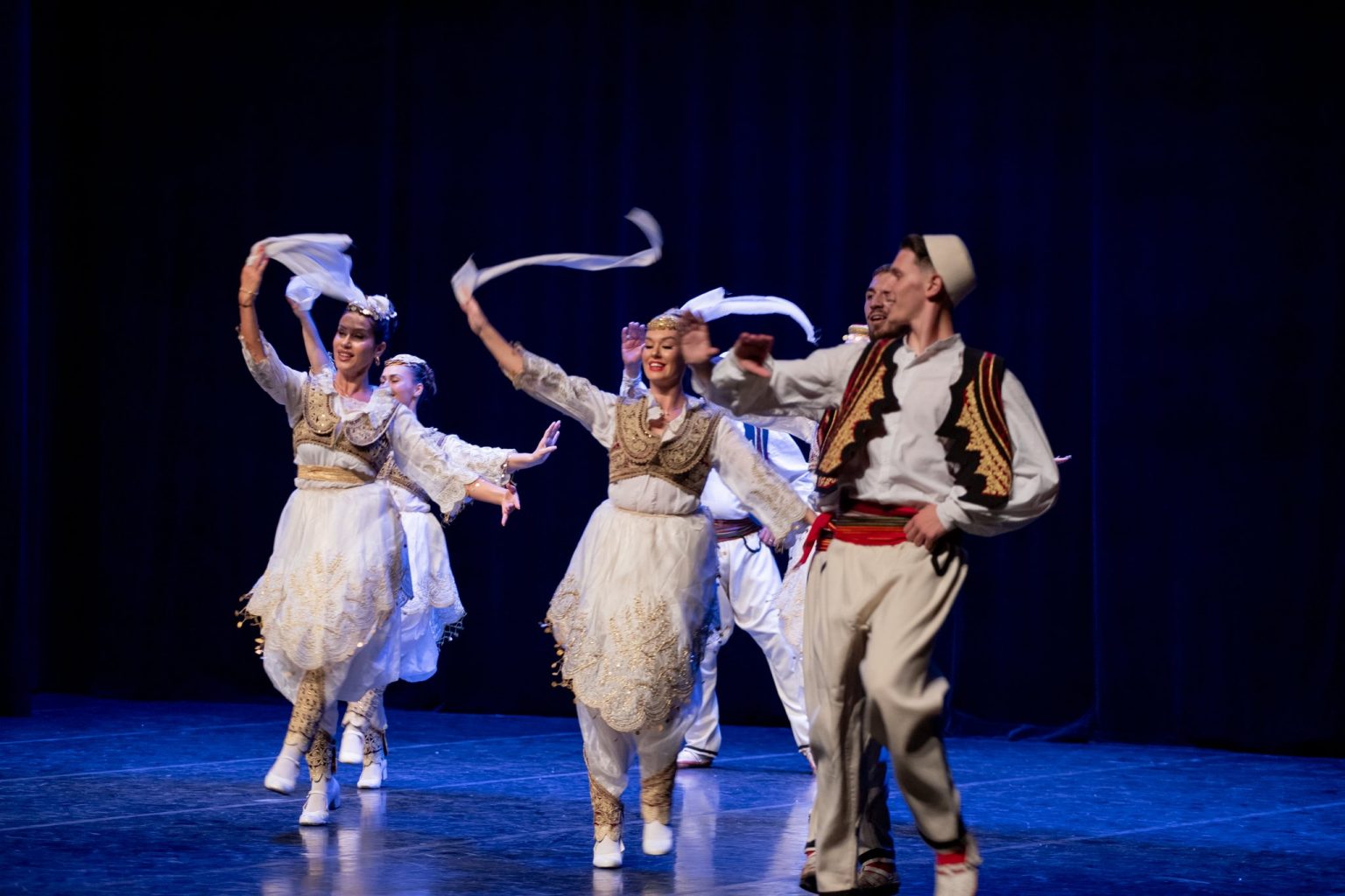 National Folk Ensemble tours Northern Italy