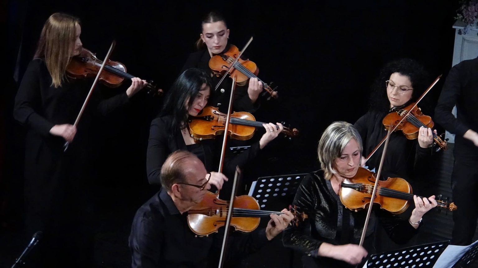 Skampa Theater Hosts 10th National Meeting of String Orchestras
