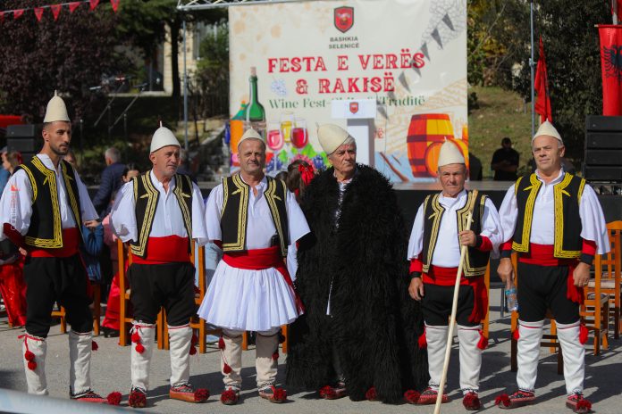 Vllahinë Celebrates Tradition with “Wine and Raki Festival”