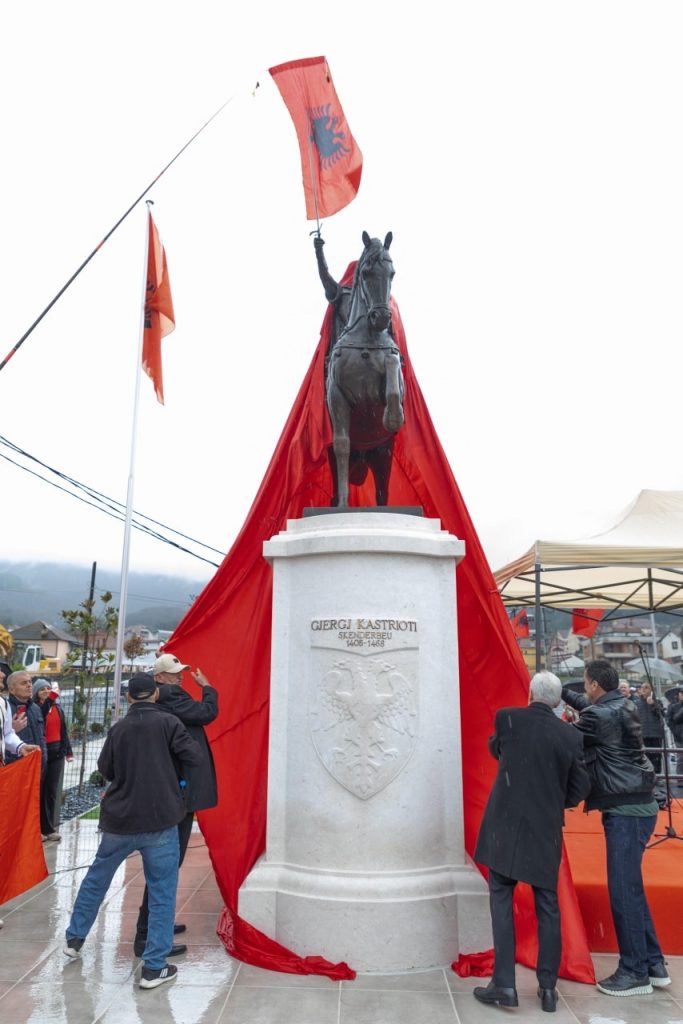 George Kastrioti Skanderbeg’s statue unveiled in Garana, North Macedonia on National Flag Day