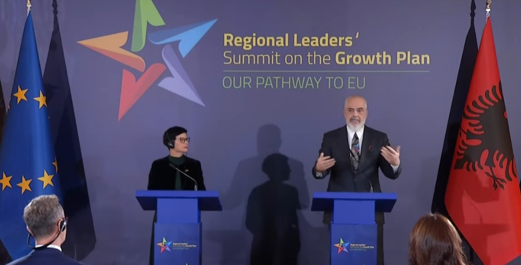 PM Rama and EU Commissioner Kos Highlight Judicial Independence at Growth Plan Summit