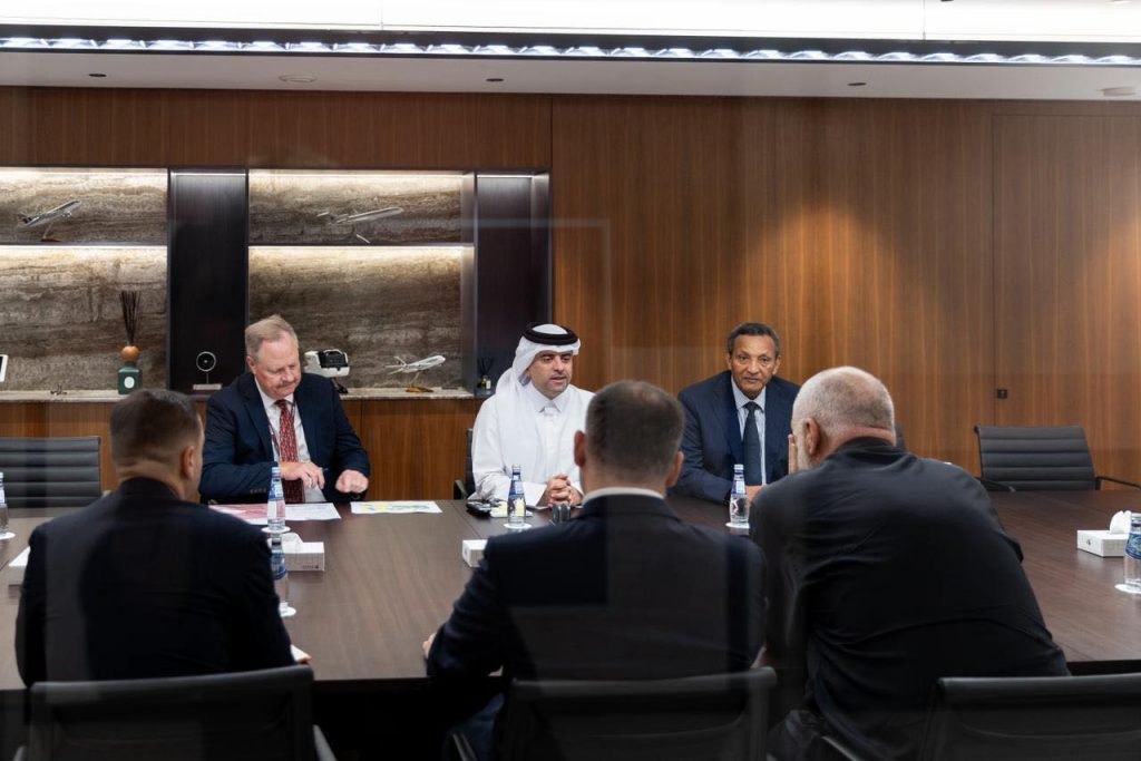 PM Rama Discusses Launch of Direct Flights With Qatar
