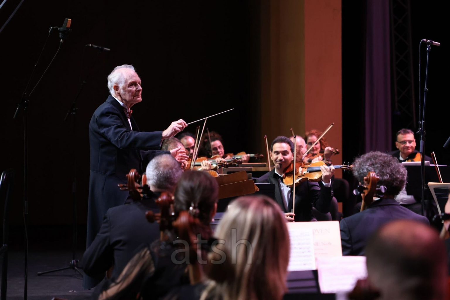TKOB unites two eras in a symphonic dialogue between Mozart and Beethoven